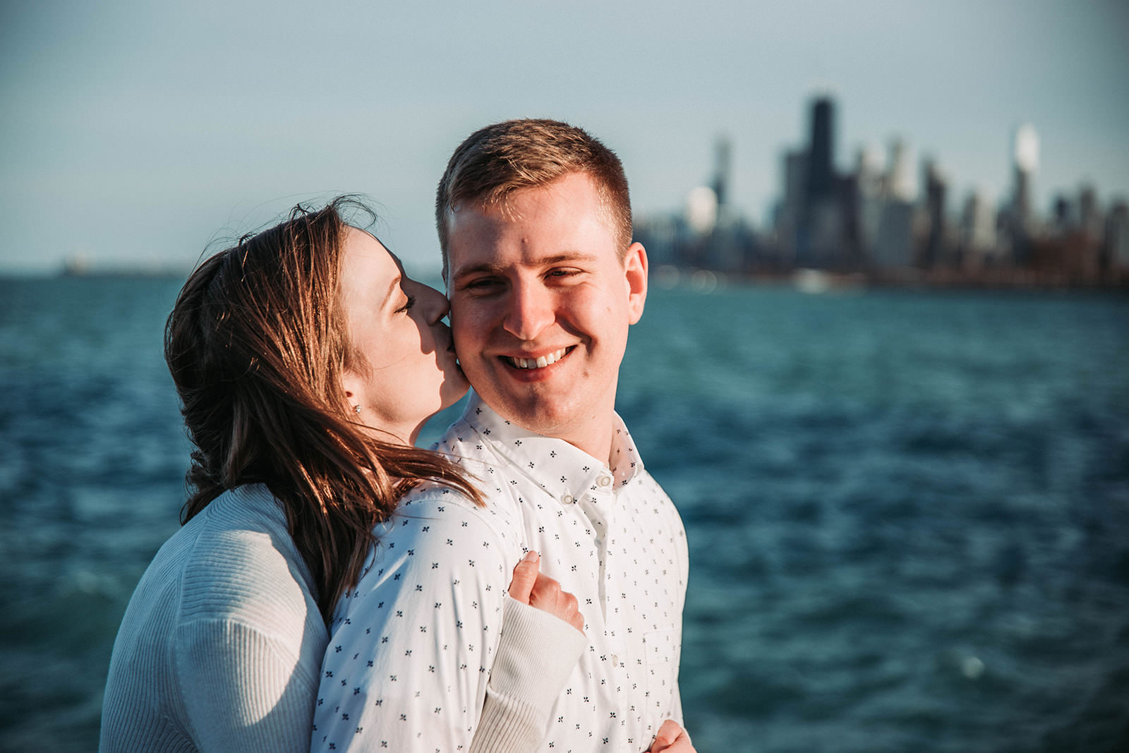 Downtown_chicago_spring_engagement_session-25.jpg