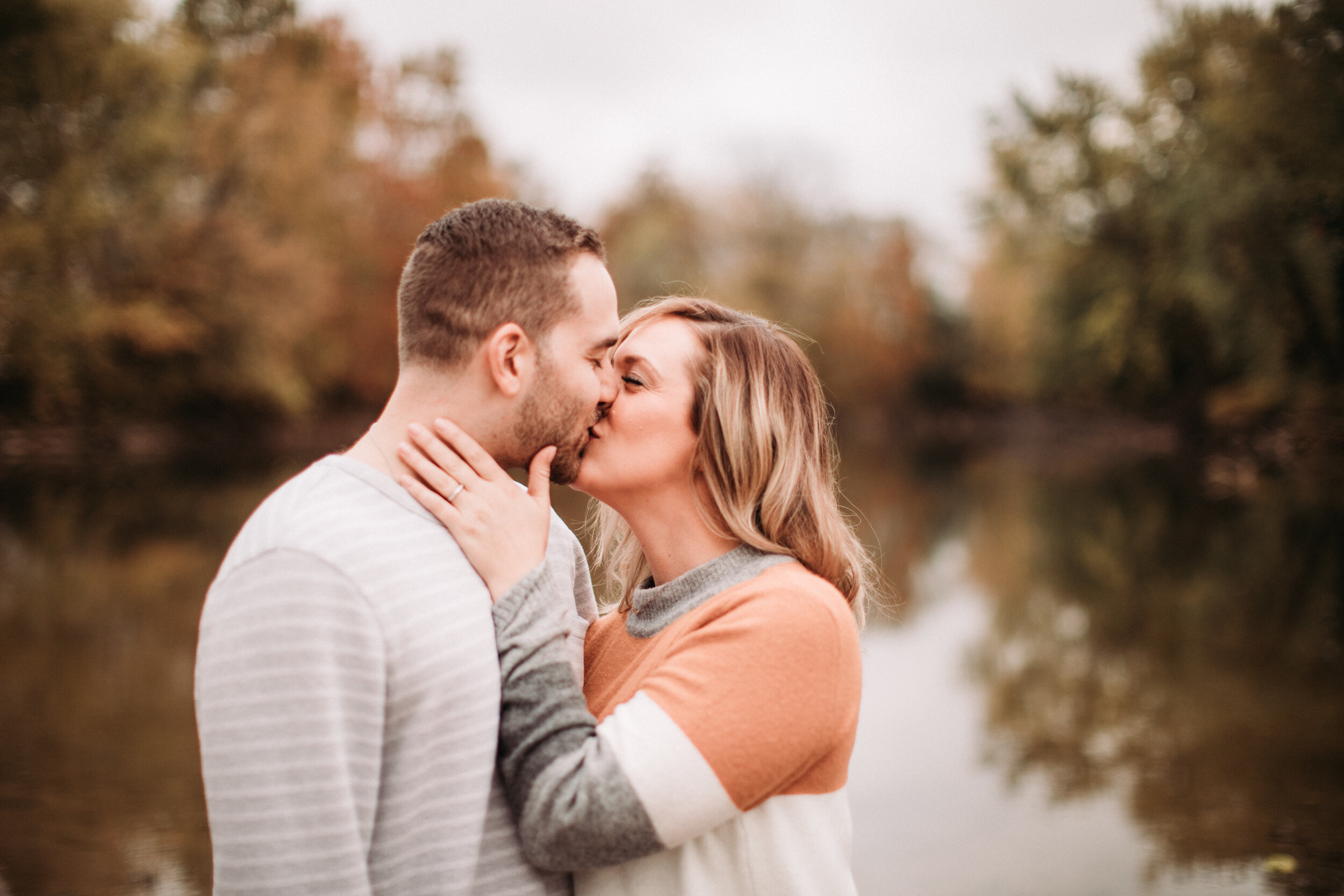 Souther Indiana Fall Engagement Session-13.jpg