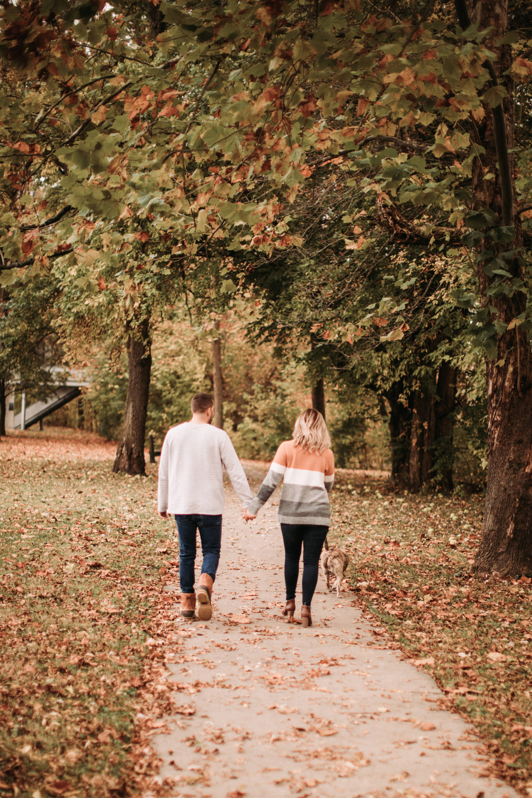 Souther Indiana Fall Engagement Session-15.jpg