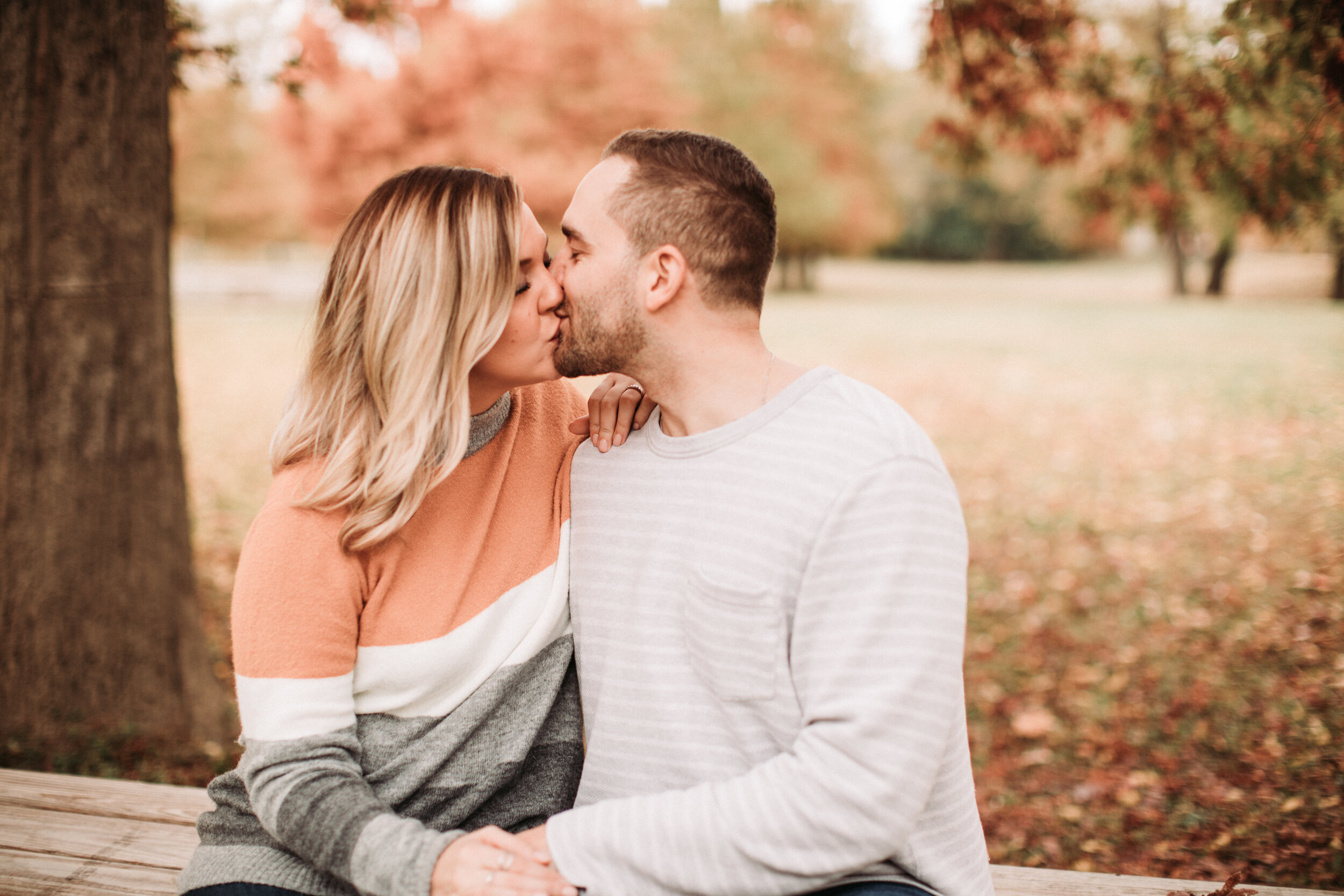 Souther Indiana Fall Engagement Session-21.jpg