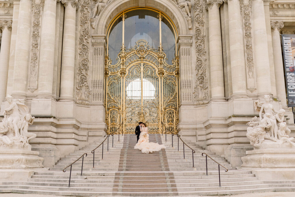 romantic photos in Paris at Petite Palais - Best destination wedding cities